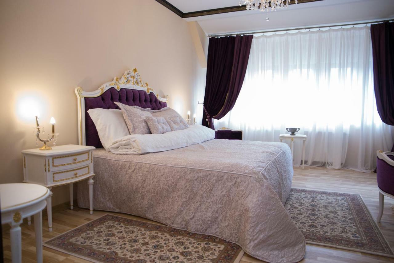 Boutique Lakastel 4*